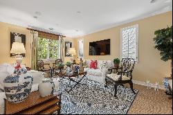 Wonderful Magnolia Court Townhouse