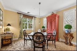 Wonderful Magnolia Court Townhouse