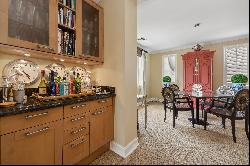 Wonderful Magnolia Court Townhouse