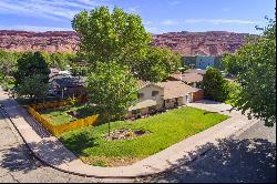 Charming Mid-Century Home In The Heart Of Moab