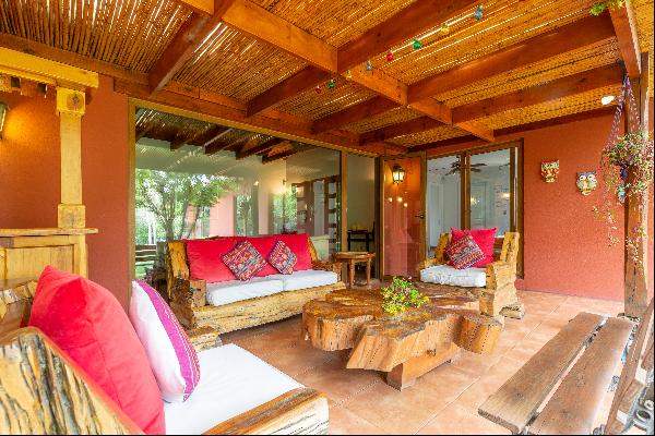 One-story Chilean-style house in the Piedra Roja area.