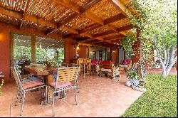 One-story Chilean-style house in the Piedra Roja area.