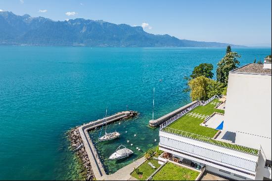 stunning lakeside apartment