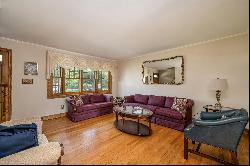 19 Middle Avenue, Summit, NJ 07901