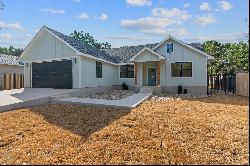 4 Country Place Drive, Wimberley, TX 78676