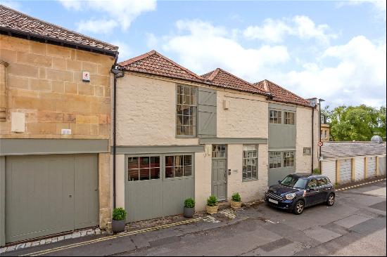 Pulteney Mews, Bath, Somerset, BA2 4DS