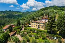 Historic villa with panoramic views and pool in Lucca