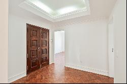 Flat, 4 bedrooms, for Sale