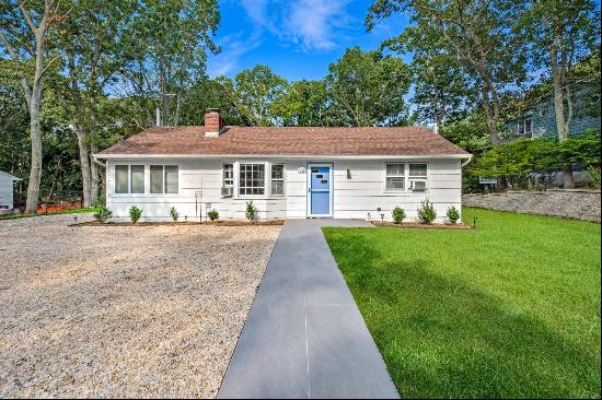 Sag Harbor Jewel Near Beach and Town