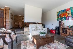 5-bedroom, 4-bathroom house located in Piedra Roja.