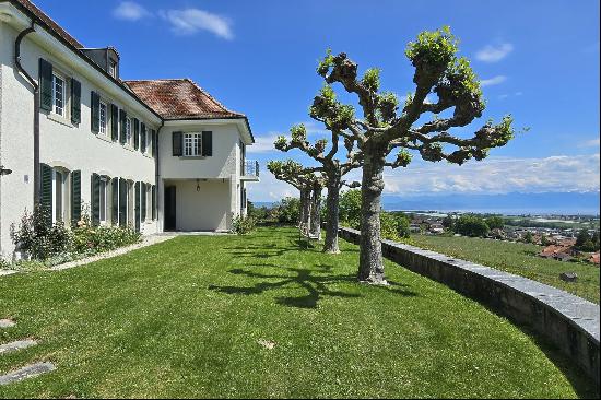 Charming property with panoramic views