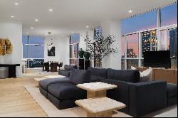 PANORAMIC VIEWS OF DOWNTOWN LUXURY