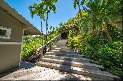 Modern Comfort with Seclusion in Maui's North Shore