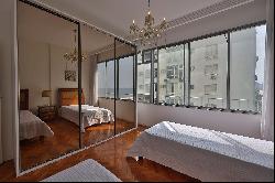 Apartment in front of Copacabana Beach with stunning view