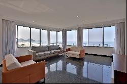 Apartment in front of Copacabana Beach with stunning view