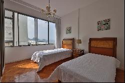 Apartment in front of Copacabana Beach with stunning view