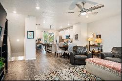  Modern Meritage Townhome!