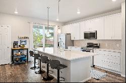  Modern Meritage Townhome!