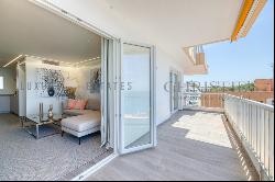 Renovated apartment in Cala Mayor with breathtaking views of the sea