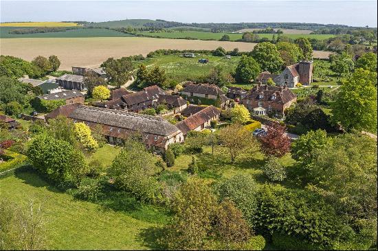 3275sq.Ft. Barn Conversion With 0.78 Acre Garden East Lavant