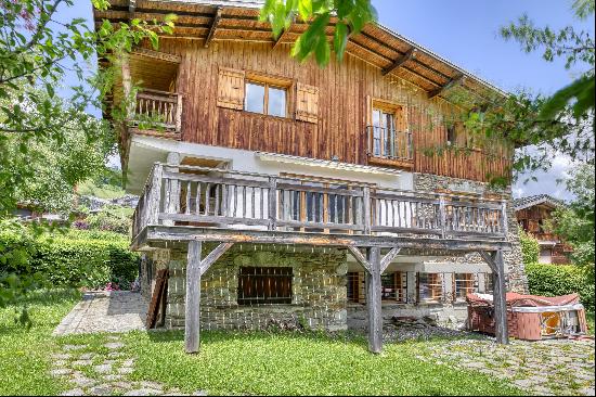 Large family chalet close to the slopes.