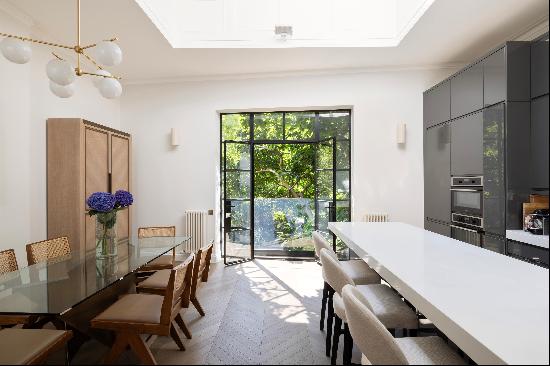 A best in class Notting Hill duplex apartment