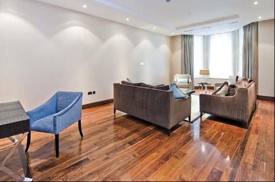 Two-bedroom flat to rent in Knightsbridge SW3.