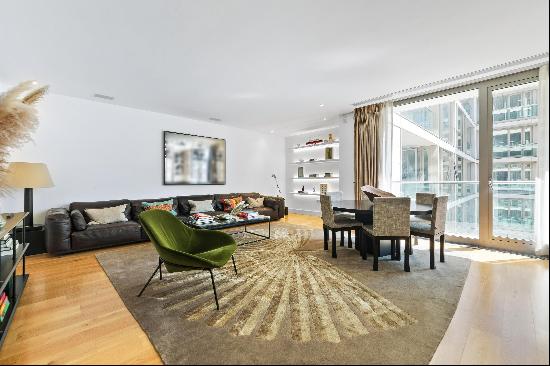 A modern 3 bedroom apartment in SW7