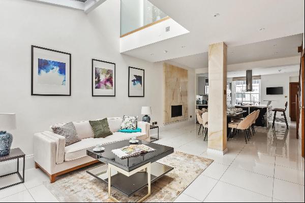 A 5 bedroom property to rent on Trevor Place, SW7