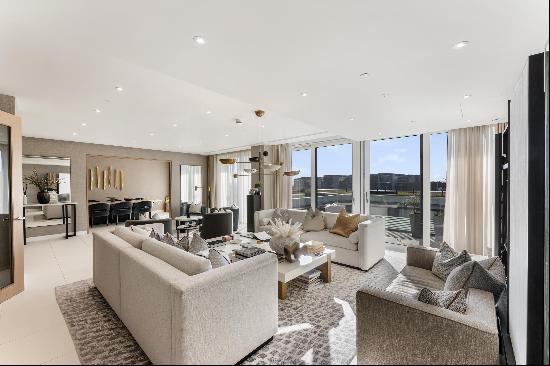 Exclusive four bedroom penthouse available to rent now in the prestigious Sugar Quay devel