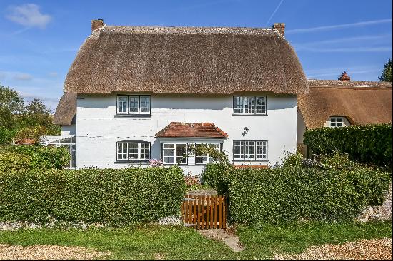 A beautiful detached Grade II listed property, surrounded by the beautiful countryside of 