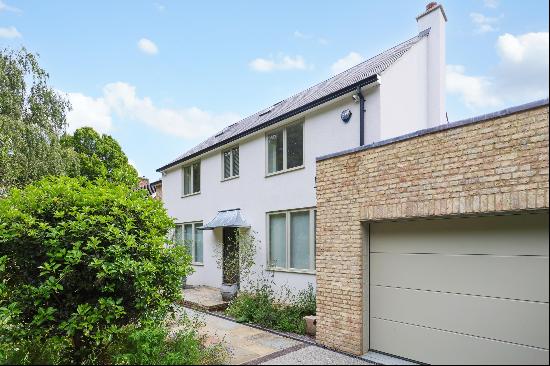 A newly renovated home on a quiet road situated near Ham Common.