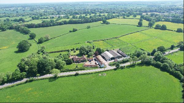 Farm house and stables with planning permission for sale