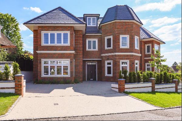 A brand new build home in Weybridge Park.