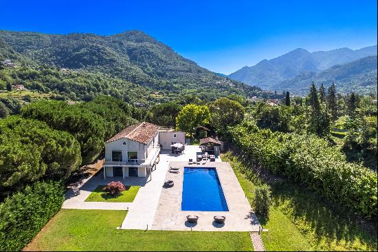 Exceptional estate close to Monaco and the lively coastal life.