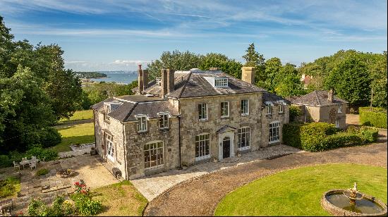 One of the most impressive and intact, historic coastal homes found on the Isle of Wight. 