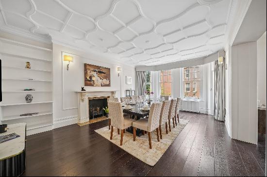 A superb apartment located in Oakwood Court, Kensington W14.