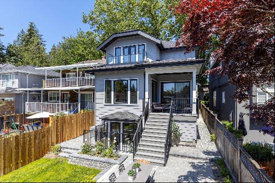 Splendid house with a garden in Dunbar neighborhood