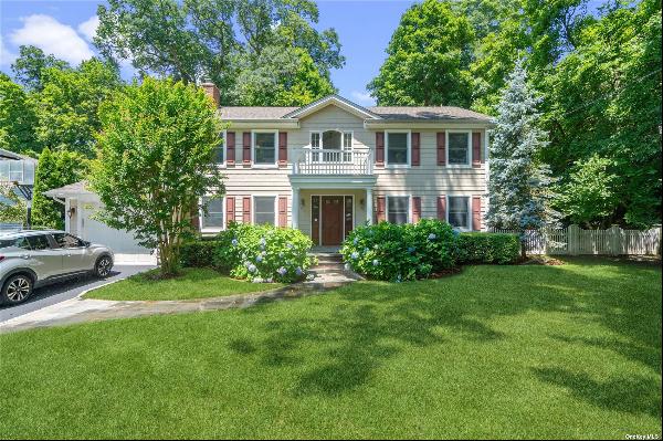 Built in 2007 and nestled on a beautiful street in Sea Cliff, this gorgeous home features 