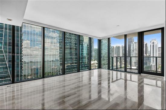 Experience luxury living in the heart of Miami's Brickell district with this incredible 1-