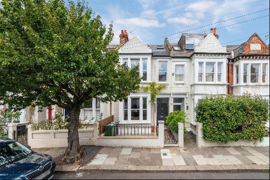 A beautifully presented family home for sale on Fernhurst Road, Fulham SW6.