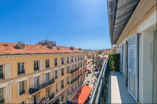 4-room apartment with exceptional view in Nice.