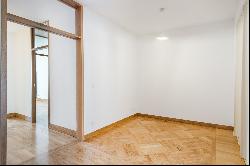 Flat, 2 bedrooms, for Sale