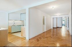 Flat, 2 bedrooms, for Sale