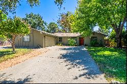 2899 Fernwood Street,Redding, CA, 96001