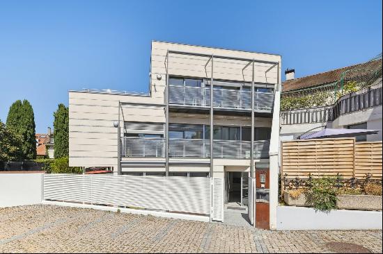 Contemporary village house in the heart of Vieux Chene-Bourg