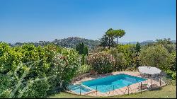 Mougins - Property with view of the village, sea and hills