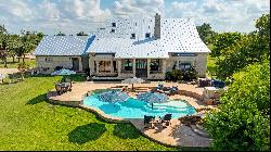 374 Schattenbaum Drive, Fredericksburg, TX 78624