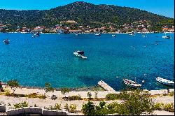 Exclusive seafront plot in Trogir Riviera