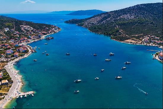 Exclusive seafront plot in Trogir Riviera